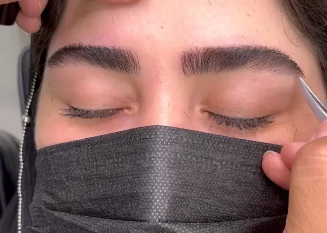 اصلاح صورت و ابرو|خدمات آرایشگری و زیبایی|محمدیه-قزوین, |دیوار