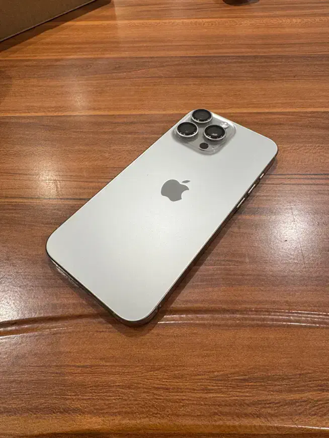 ایفون ۱۶ پرومکس نچرال تیتانیوم ۲۵۶ پارت نامبر zaa|موبایل|تهران, الهیه|دیوار