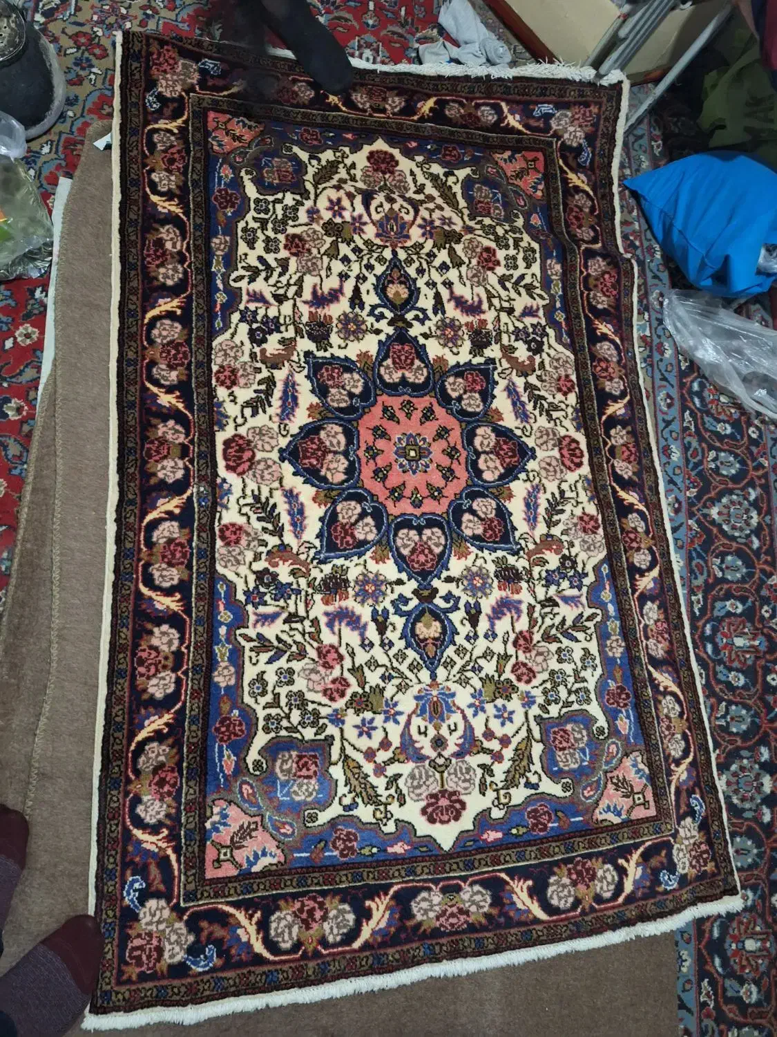 فرش زرونیم دستبافت و فرش اتاق کودک|فرش|همدان, |دیوار