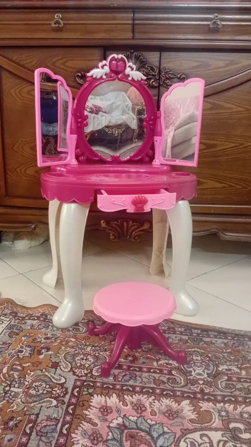 میز ارایش دخترانه|اسباب و اثاث بچه|تهران, سازمان برنامه شمالی|دیوار