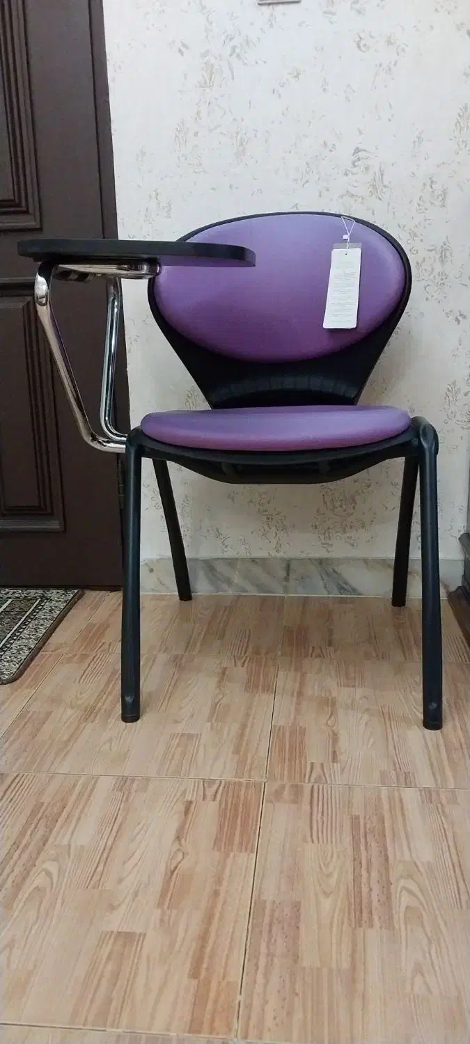 صندلی میز دار دانش آموزی|مبلمان اداری|رشت, چله خانه|دیوار