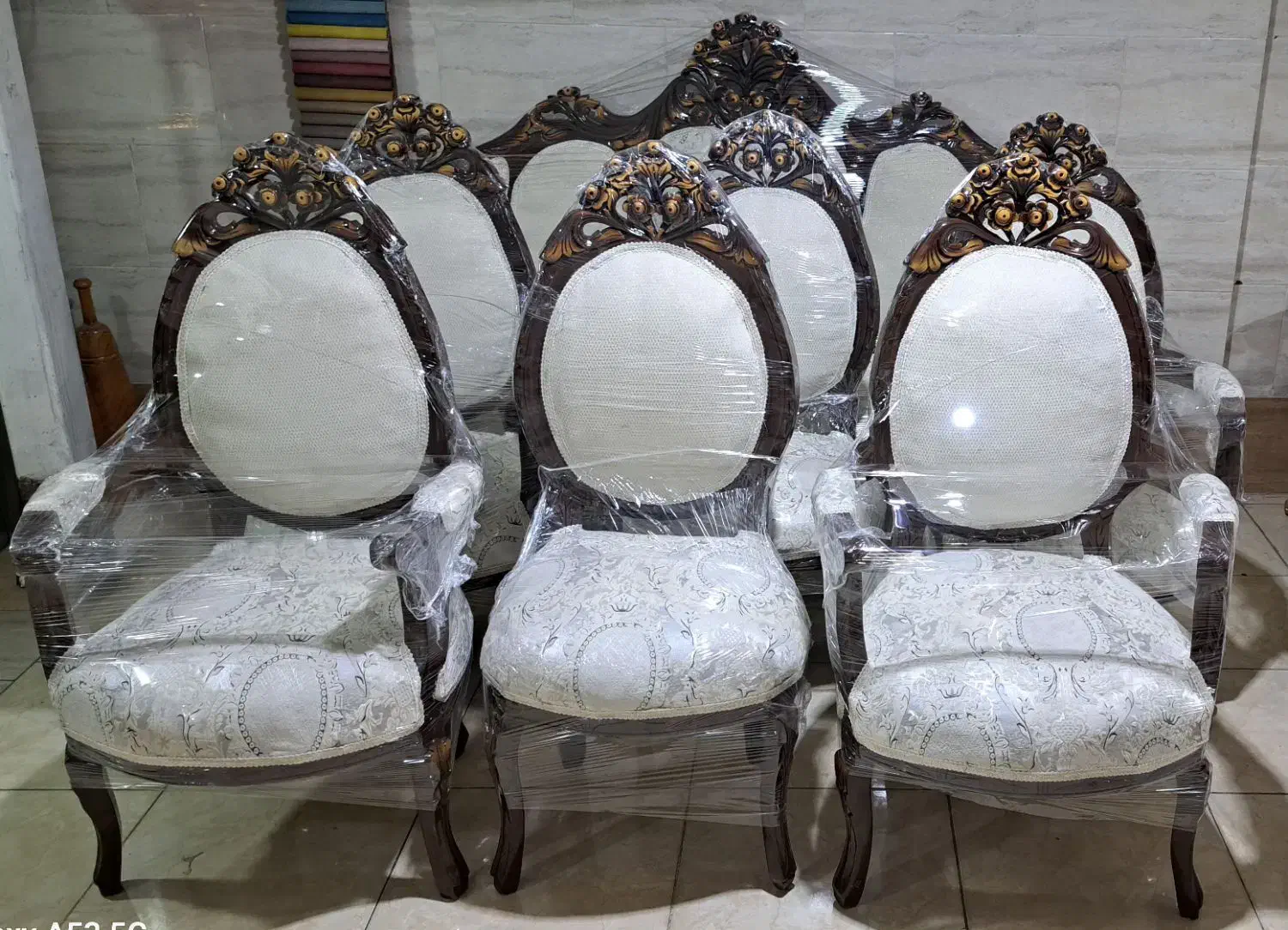 مبلمان فندقی سلطنتی ۹ نفره مبل کلاسیک جهزیه کادویی|مبلمان خانگی و میز عسلی|فردیس, شهرک شهید حسینی|دیوار