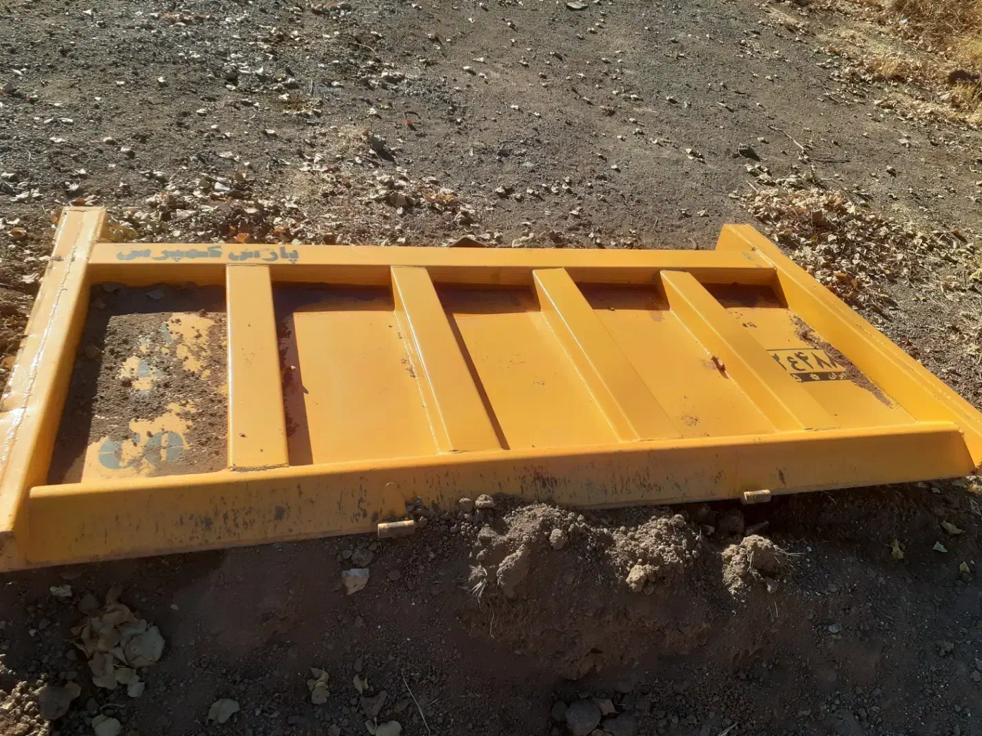 درب عقب کمپرسی|قطعات یدکی و لوازم جانبی|خلخال, |دیوار