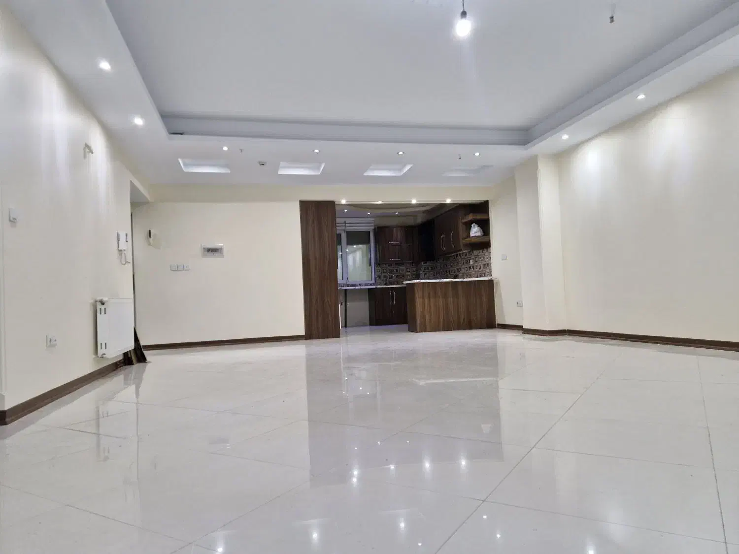 واحد ۱۳۲ متری تخلیه تک واحدی|اجارهٔ آپارتمان|تهران, امام زاده عبدالله|دیوار