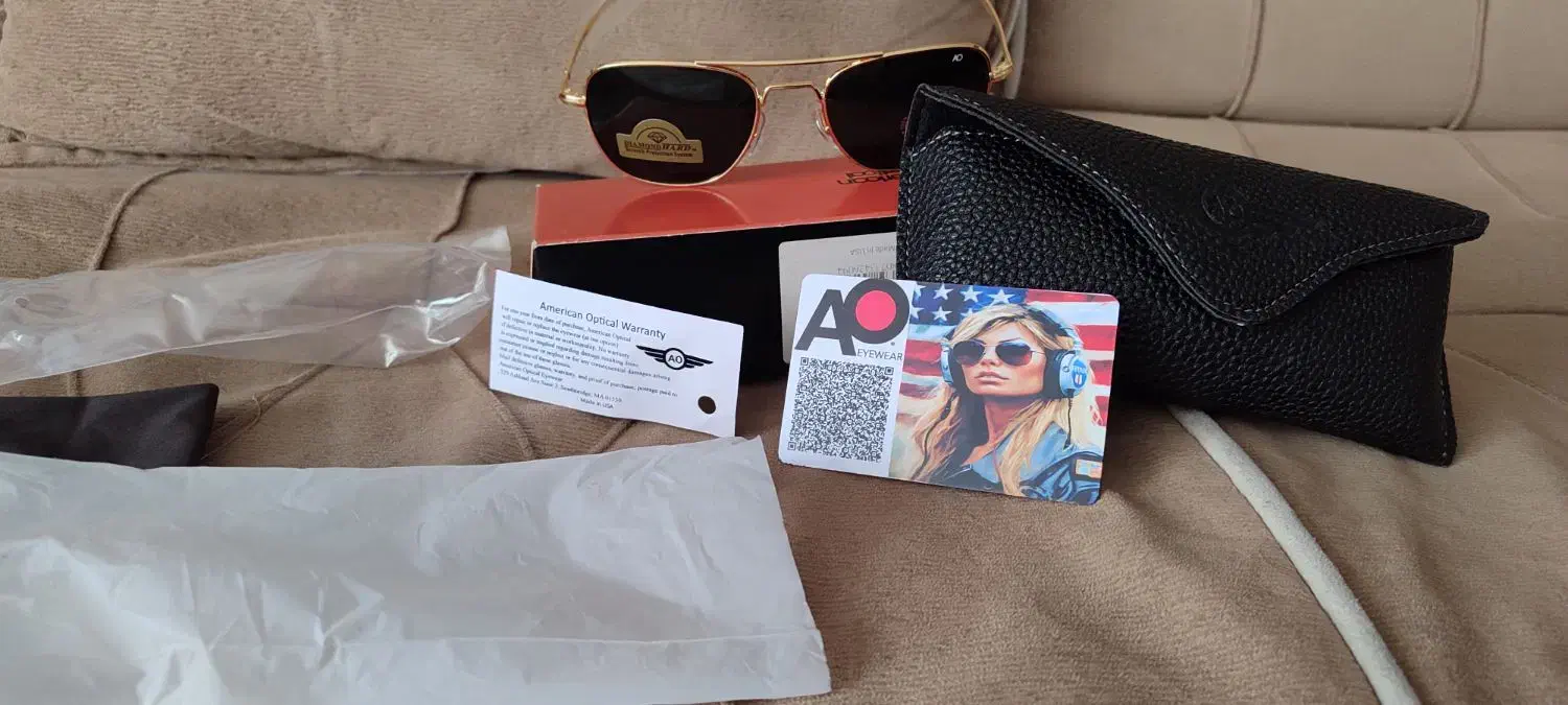 عینک خلبانی آمریکایی|زیورآلات و اکسسوری|پیر بکران, |دیوار