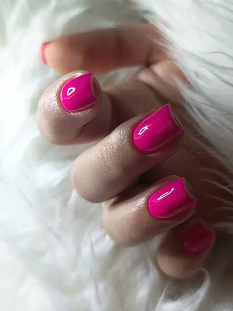 ترمیم و کاشت ناخن|خدمات آرایشگری و زیبایی|شیراز, شهرک رضوان|دیوار