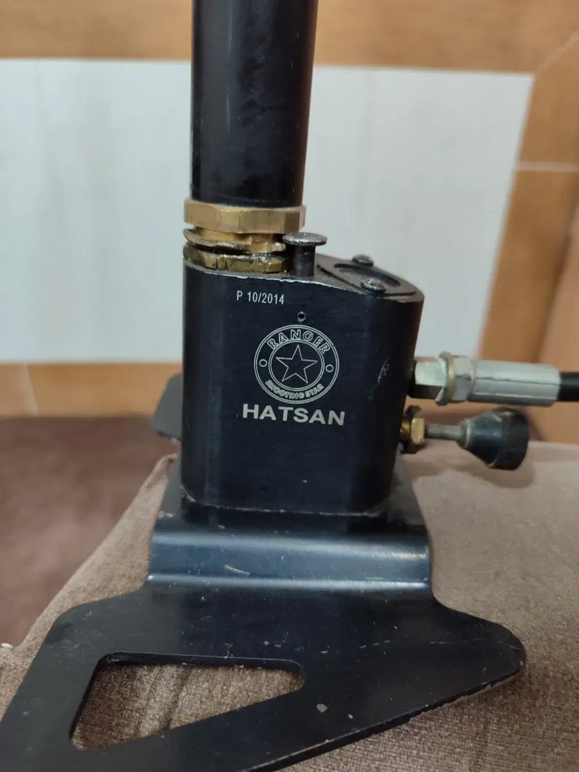 تلمبه تفنگ پی سی پی|کوهنوردی و کمپینگ|شاهین‌شهر, گرگاب|دیوار