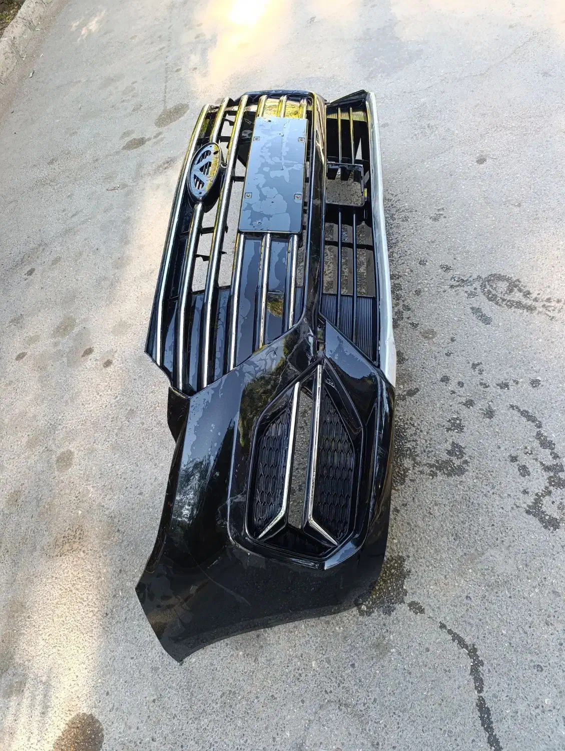 سپر جلو اریزو 6پرو|قطعات یدکی و لوازم جانبی|شیراز, محراب|دیوار