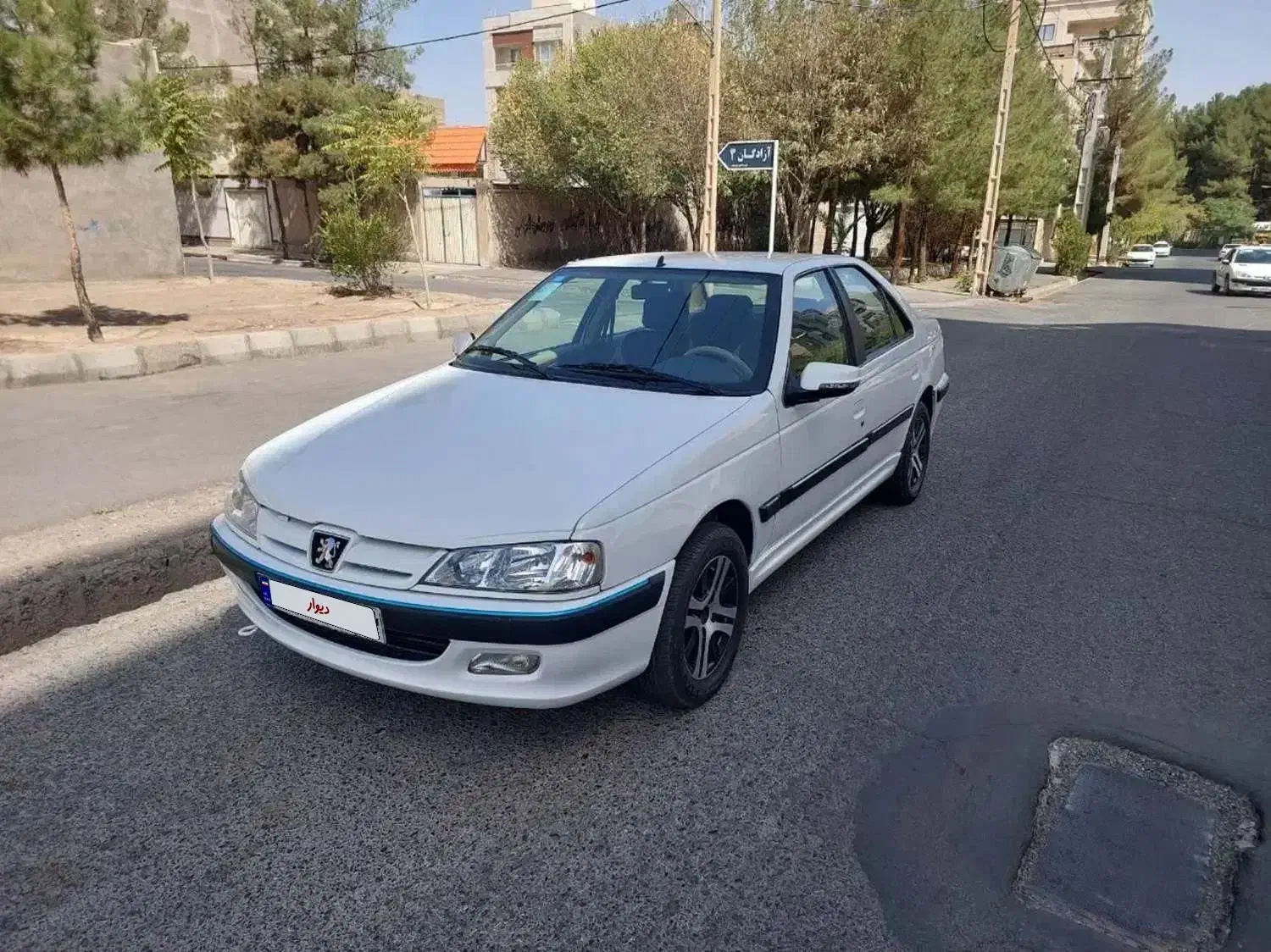 پارس سفید 1401 موتور جدید|خودرو سواری و وانت|بیرجند, |دیوار