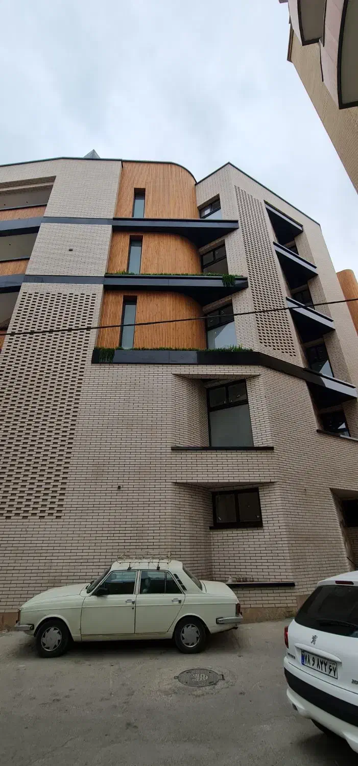 ۱۷۰ متر ط ۳ صفر سه راه ملک هشت بهشت غربی|فروش آپارتمان|اصفهان, ملک|دیوار