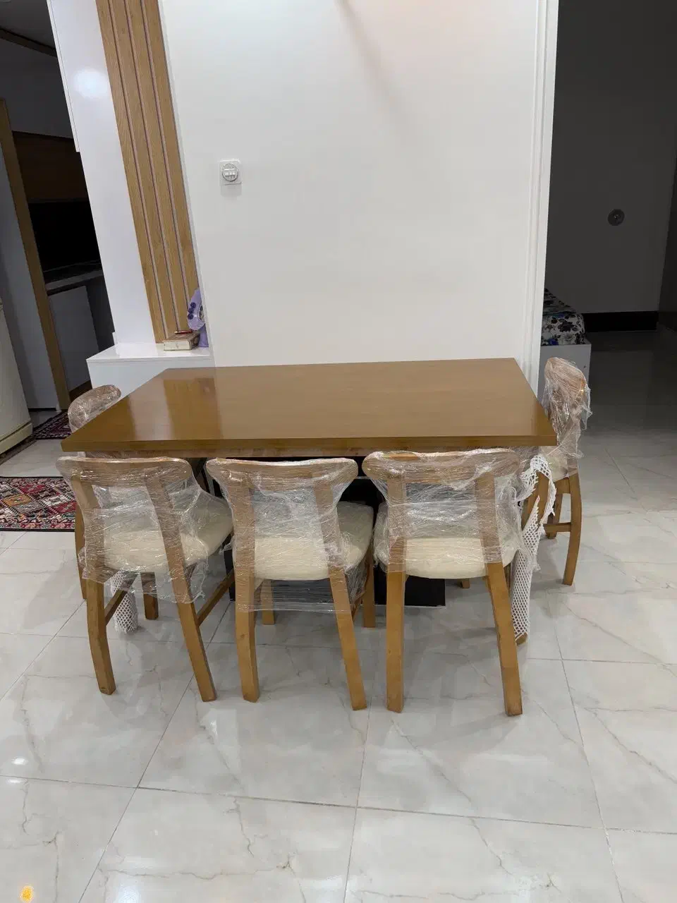 میز ناهار خوری تک شش نفره|میز و صندلی غذاخوری|شیراز, شهرک مهرگان|دیوار