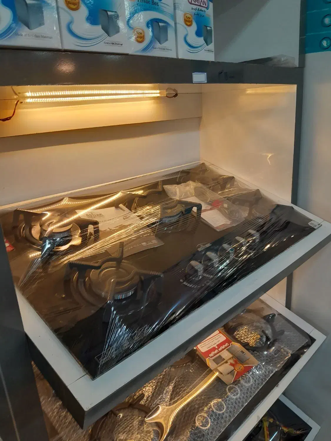 گاز صفحه ای شیشه ای دلاریس با ۵سال ضمانت قطعات|اجاق گاز و لوازم برقی پختوپز|شاهینشهر, شهرک گلدیس|دیوار