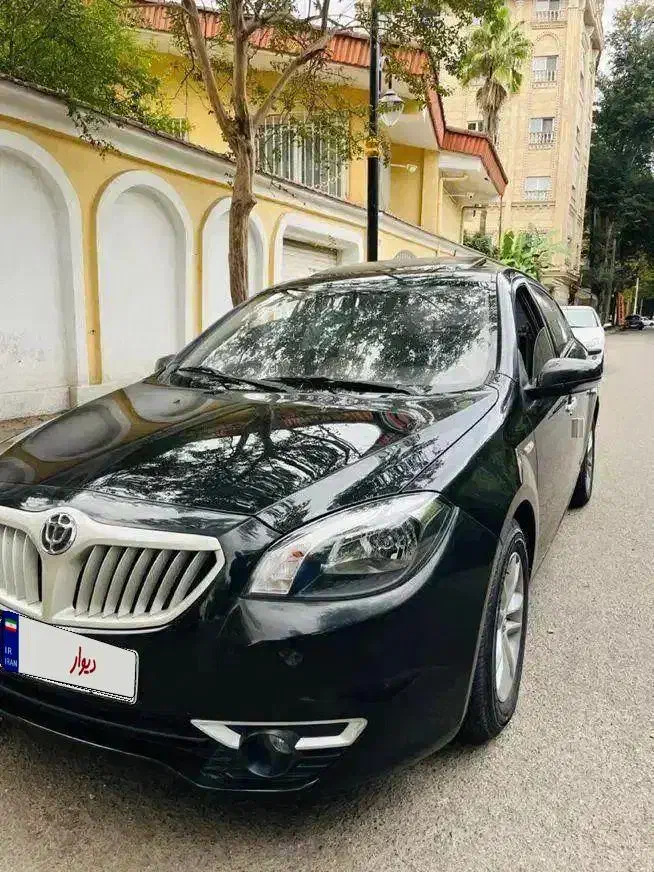 برلیانس 320 موتور ۱۵۰۰ کم کارکرد بیرنگ بیضربه|خودرو سواری و وانت|رشت, معلم|دیوار