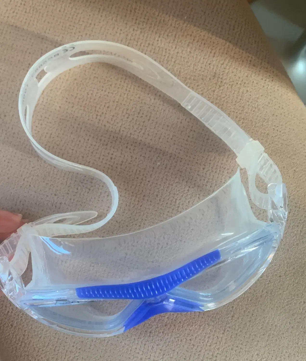 عینک استخر|غواصی و ورزشهای آبی|مشهد, میعاد (شهرک غرب)|دیوار