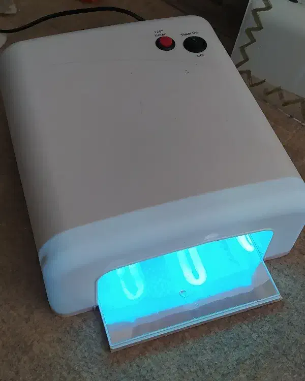 دستگاه یووی یاکسون|آرایشگاه و سالن‌های زیبایی|جوانرود, |دیوار