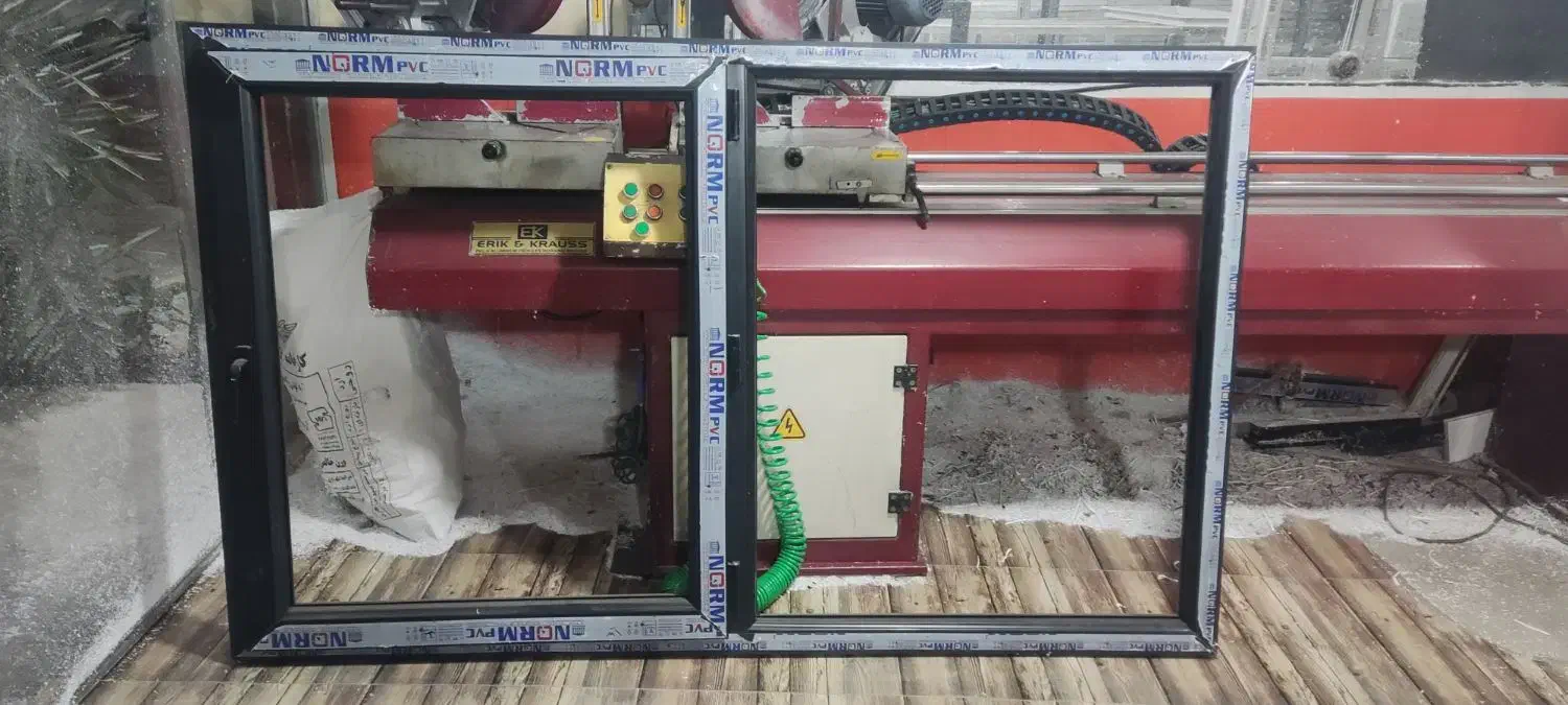 دو تا پنجره دوجداره|فروشگاه و مغازه|تنکابن, |دیوار