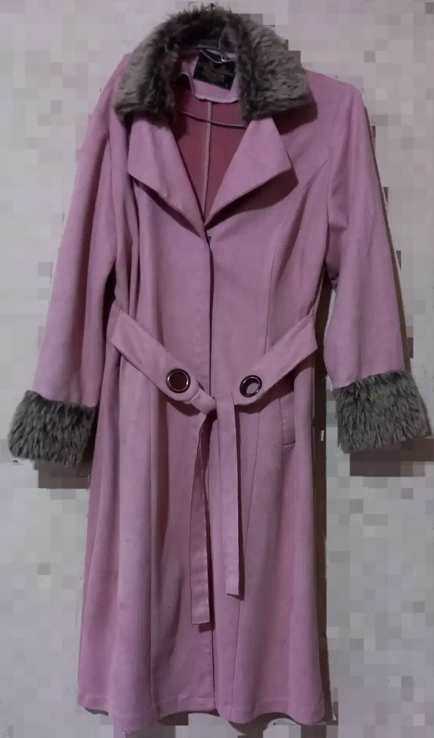 پالتو|لباس|جوانرود, |دیوار