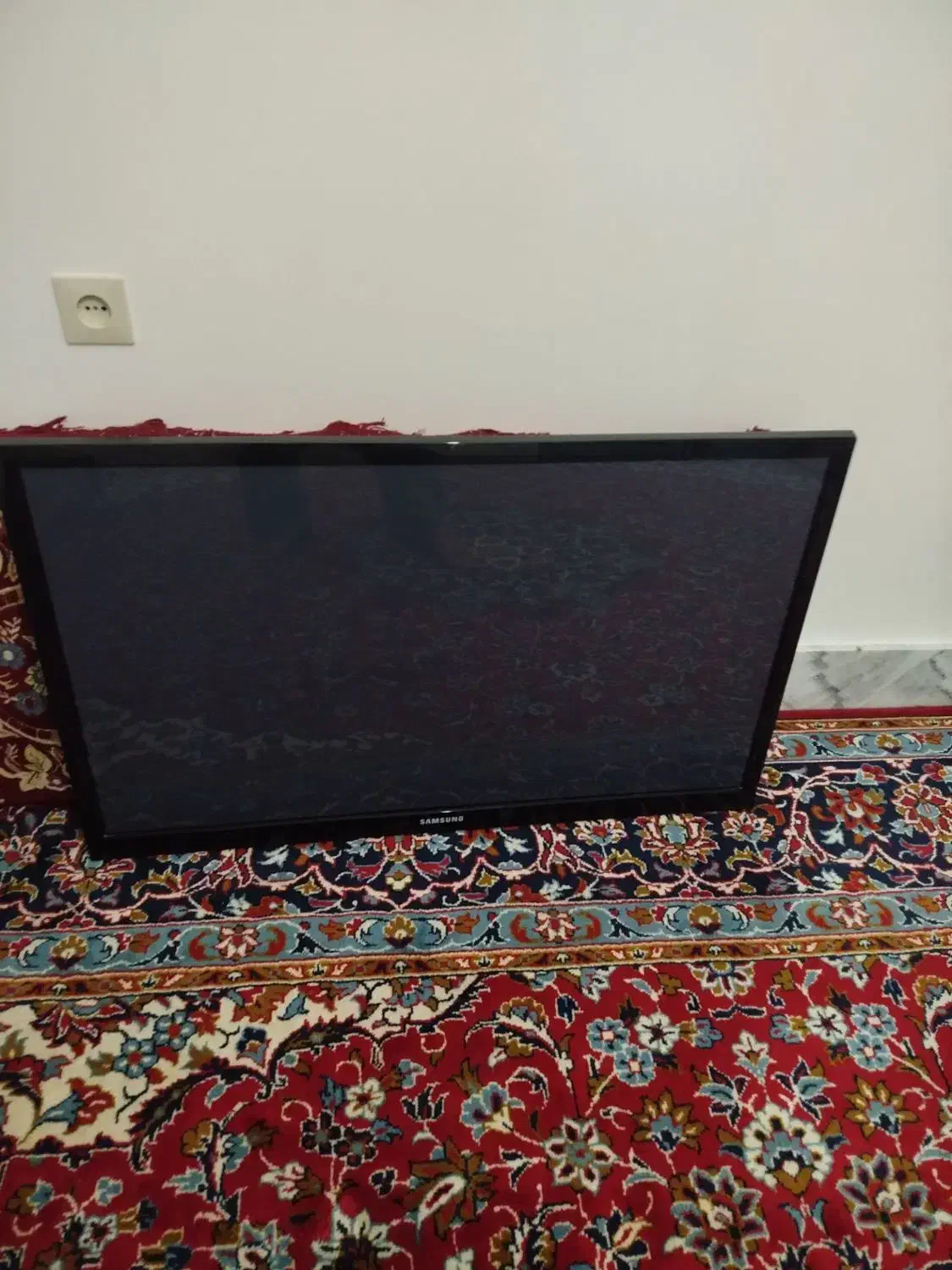 تلویزیون43پلاسما|تلویزیون و پروژکتور|کلاله, |دیوار