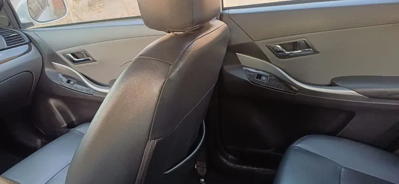 آریو مدل 1400 زوتی|خودرو سواری و وانت|قم, باجک یک|دیوار