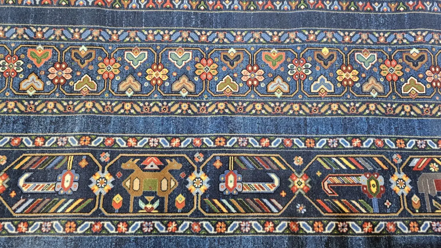 فرش قشقایی چارحاشیه ۹ متری فقط ماهی ۲ میلیون|فرش|تبریز, |دیوار