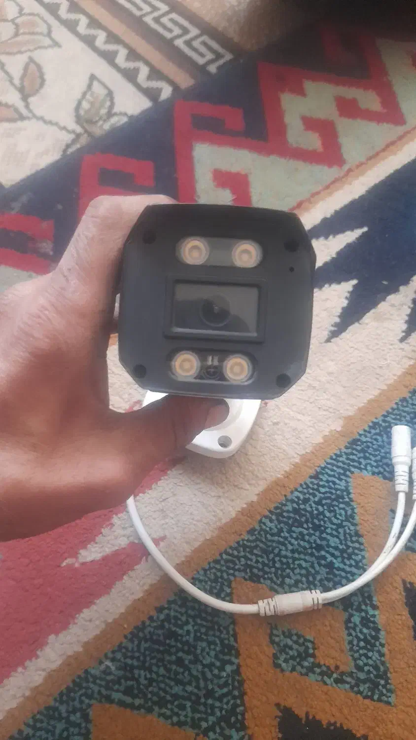 ۲عدد دوربین ۱عدد دی وی ار زد ایکس2604hd|دوربین مداربسته|فردیس, شهرک شهید حسینی|دیوار