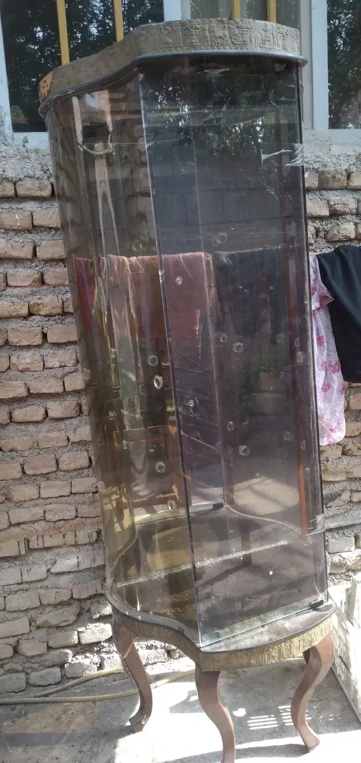 ویترین تمام شیشه ای|بوفه، ویترین، کنسول|ساری, |دیوار