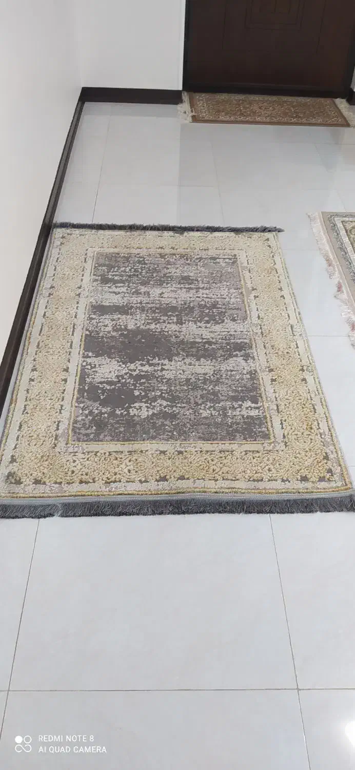 قالی قالیچه طوسی رنگ|فرش|اهواز, کوی سعدی|دیوار