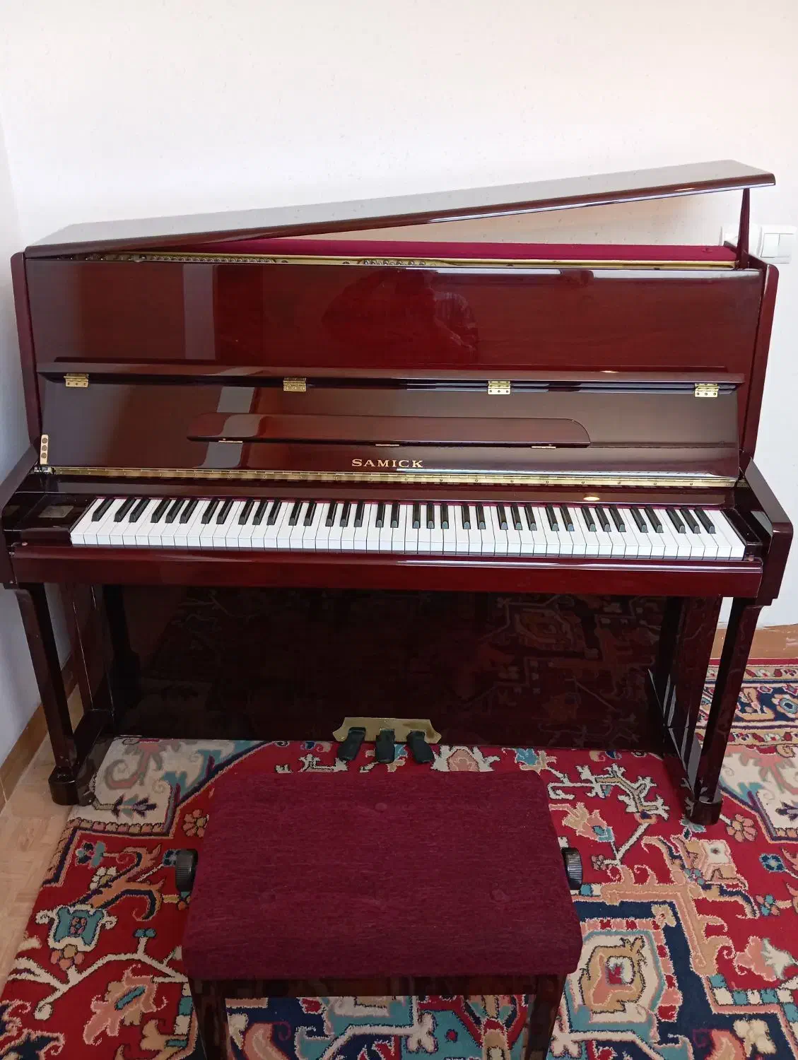 پیانو|پیانو، کیبورد، آکاردئون|اصفهان, سعادت‌آباد|دیوار