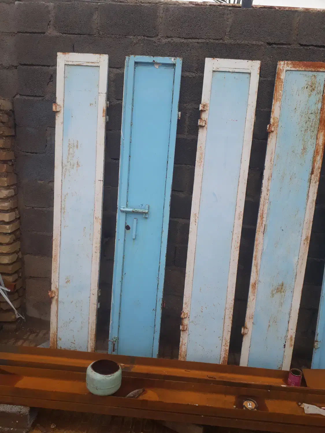 درب فلزی کتابی|مصالح و تجهیزات ساختمان|زرین دشت (فارس), |دیوار