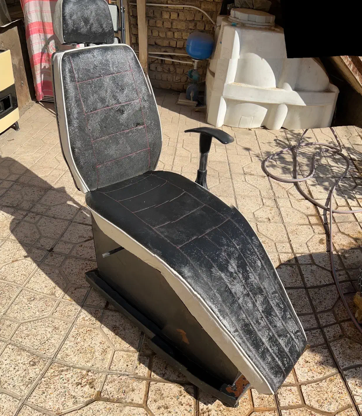 صندلی اصلاح تمیز و نو|صندلی و نیمکت|خمینیشهر, |دیوار