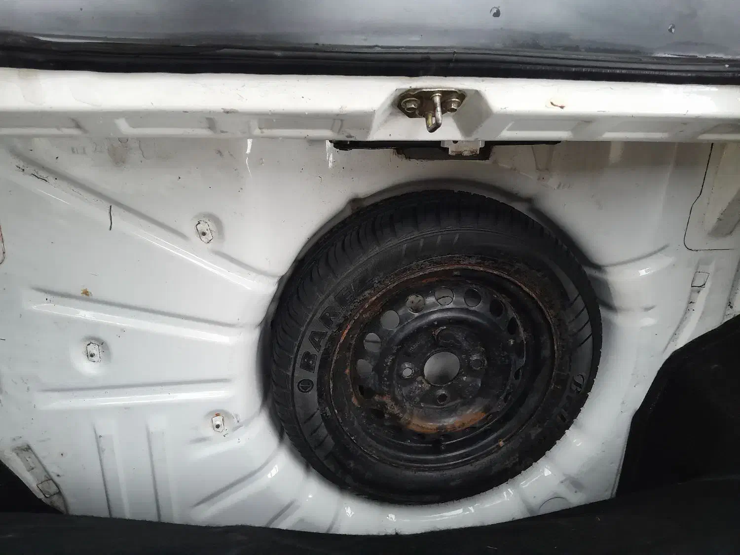 ماشین ۱۳۱ مدل ۹۵ یه لکه رنگ کاپوت|خودرو سواری و وانت|صومعهسرا, |دیوار