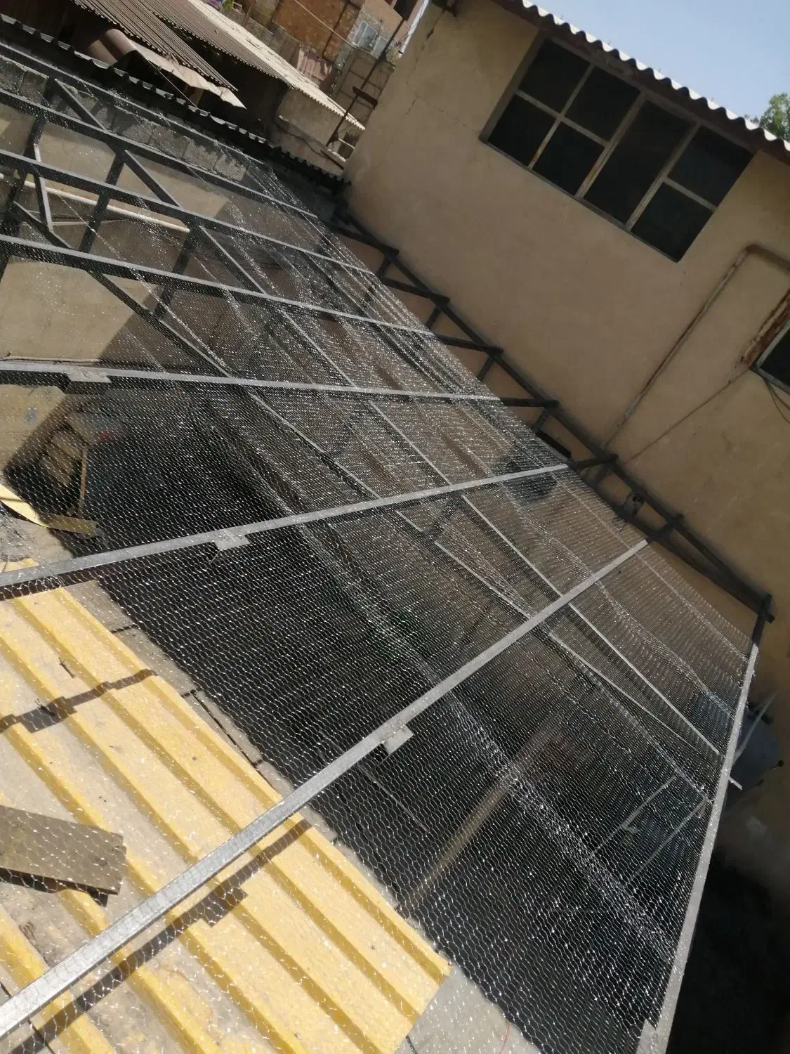 سقف شیروانی سوله خرپا سایه بان|خدمات پیشه و مهارت|کرج, اصفهانیها|دیوار