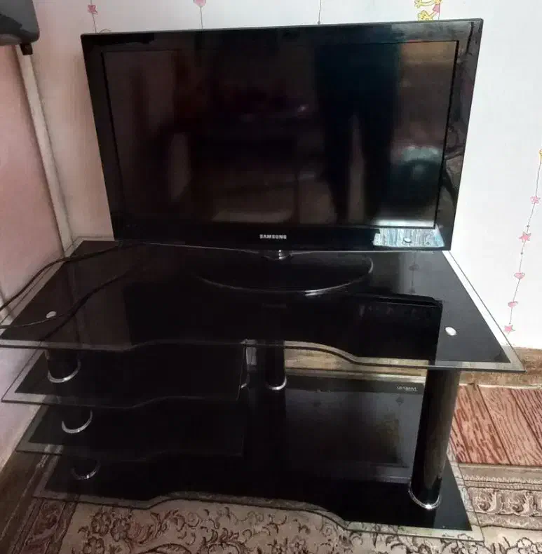 تلویزیون همراه بامیز|تلویزیون و پروژکتور|قزوین, |دیوار