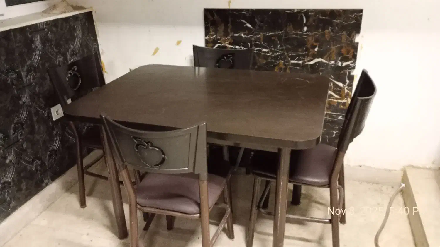 میز ناهار خوری چوب و فلز 4نفره ایده آل خانه شما|میز و صندلی غذاخوری|فشاپویه, |دیوار