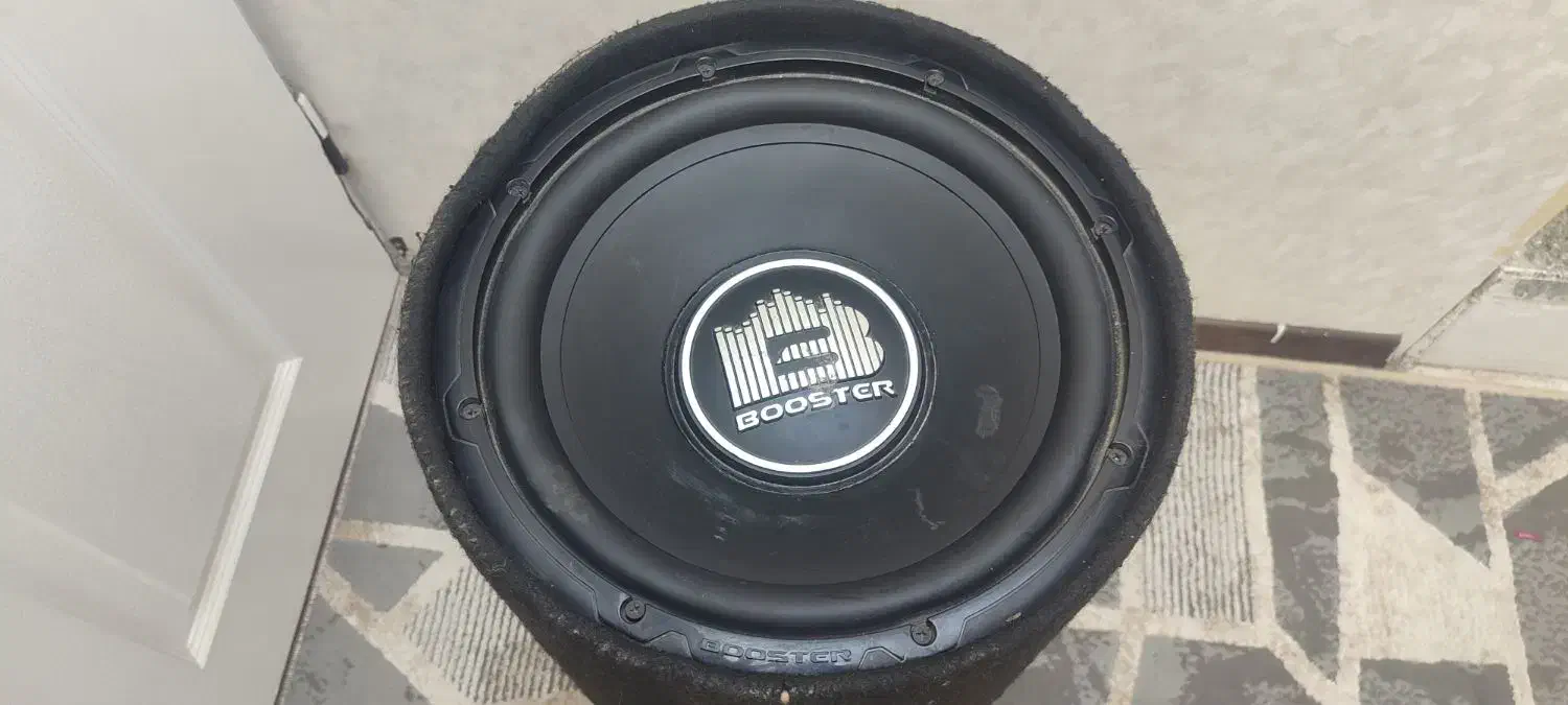 ساب بوستر|صوتی و تصویری|خسروشاه, |دیوار