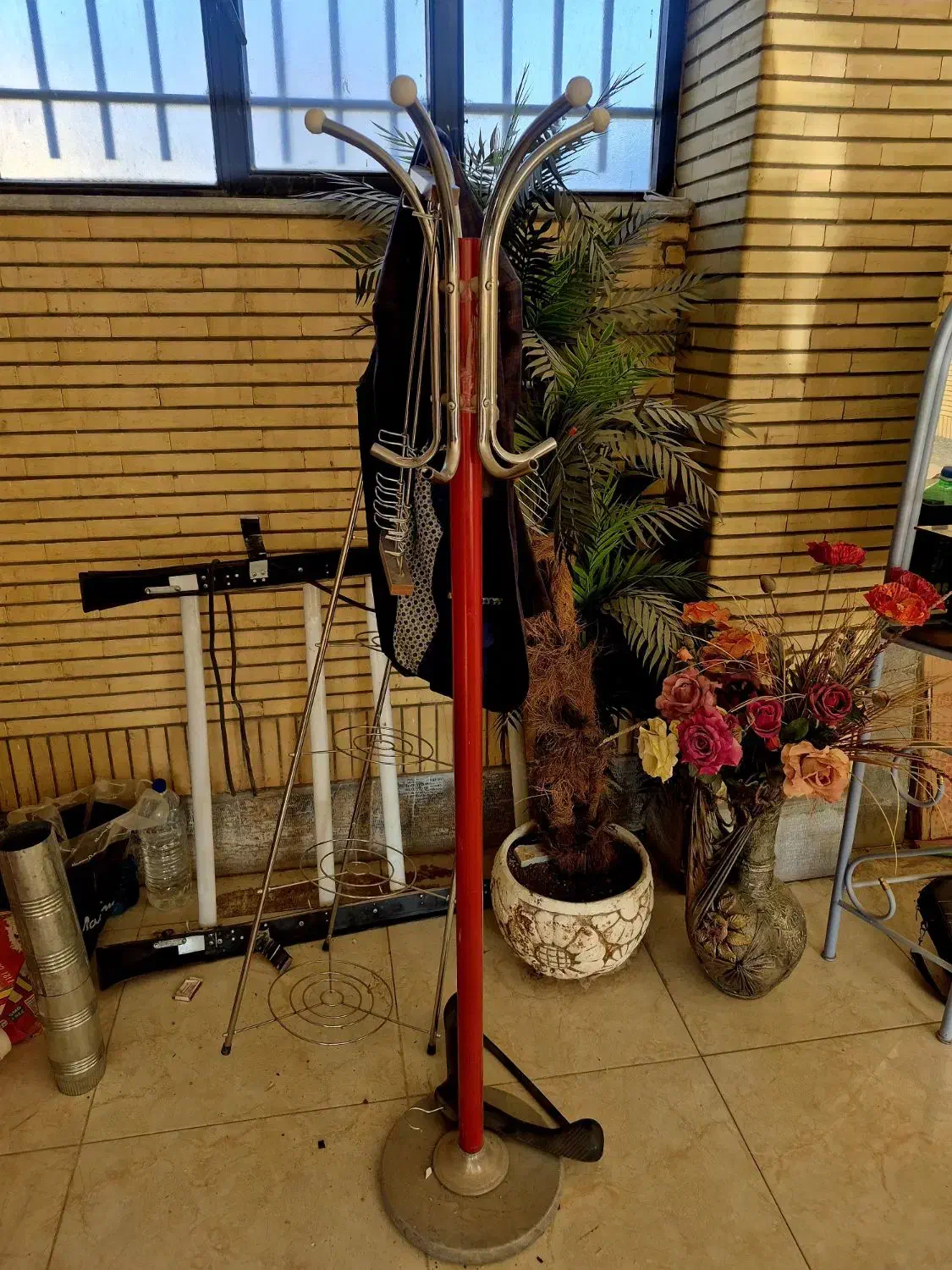 چوب لباسی خوش رنگ|بندرخت و رختآویز|اصفهان, سپاهانشهر|دیوار