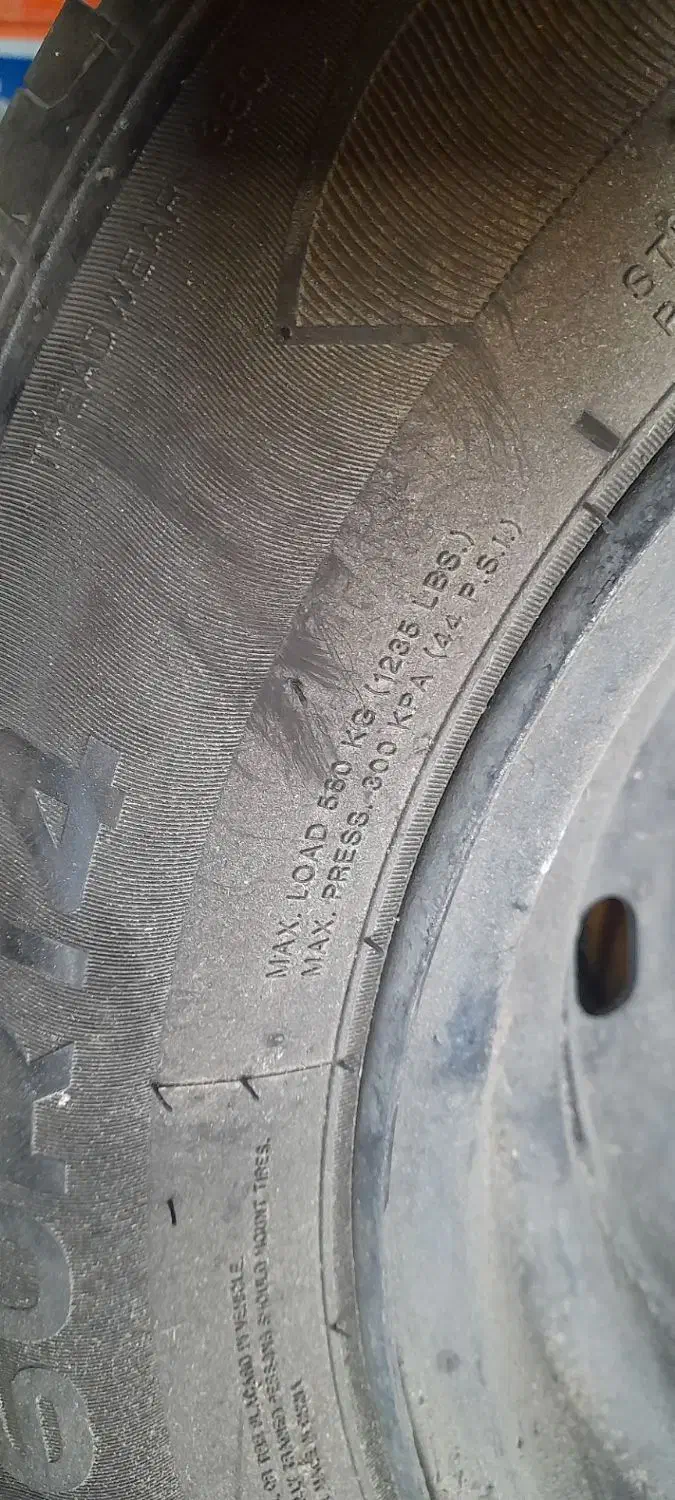 لاستیک ۲۰۵ رینگ ۱۴|قطعات یدکی و لوازم جانبی|دهگلان, |دیوار