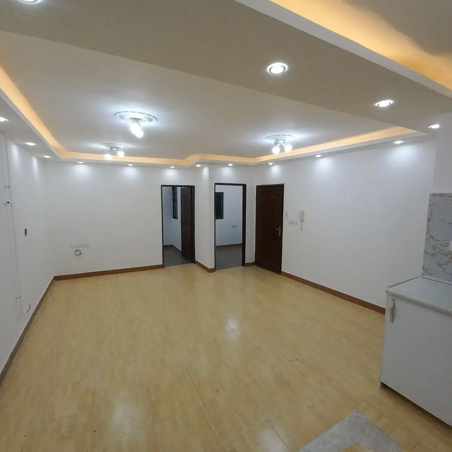 فروش واحد بالا،کاملا بازسازی شده و به روز،گلستان۱۳|فروش آپارتمان|رشت, حمیدیان|دیوار