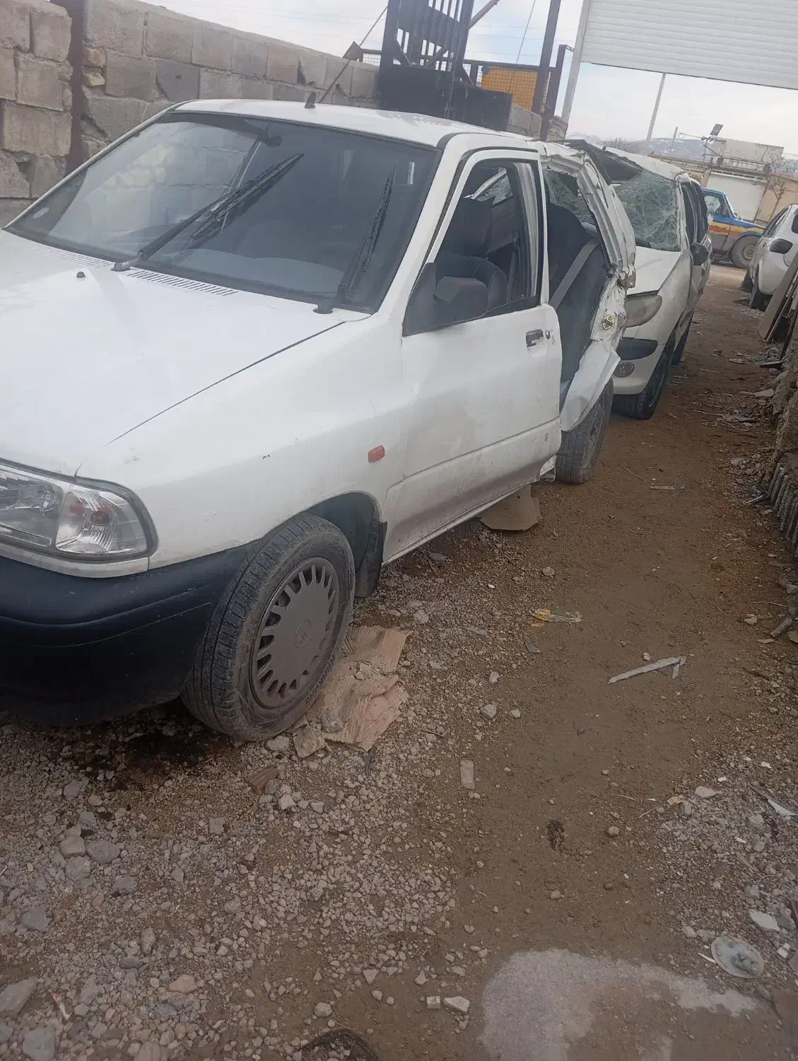 پراید 98 تصادفی|خودرو سواری و وانت|بجنورد, |دیوار