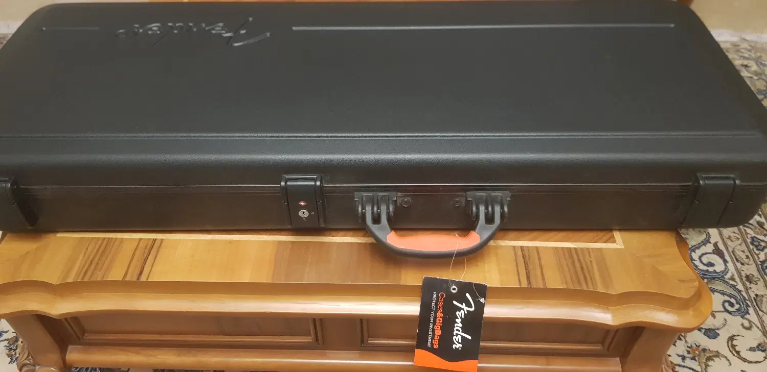 فندر American Deluxe Fender|گیتار، بیس، امپلیفایر|تهران, هروی|دیوار