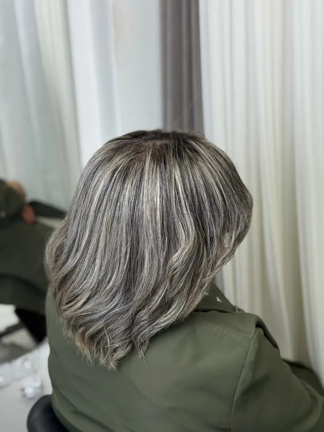 دستیار رنگ مو|استخدام درمانی، زیبایی، بهداشتی|کرمان, |دیوار