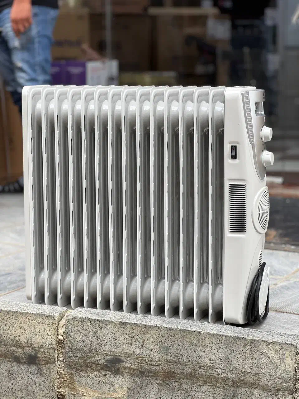 شوفاژ برقی(رادیاتور) برند ایوولی|آبگرمکن، پکیج، شوفاژ|بانه, |دیوار