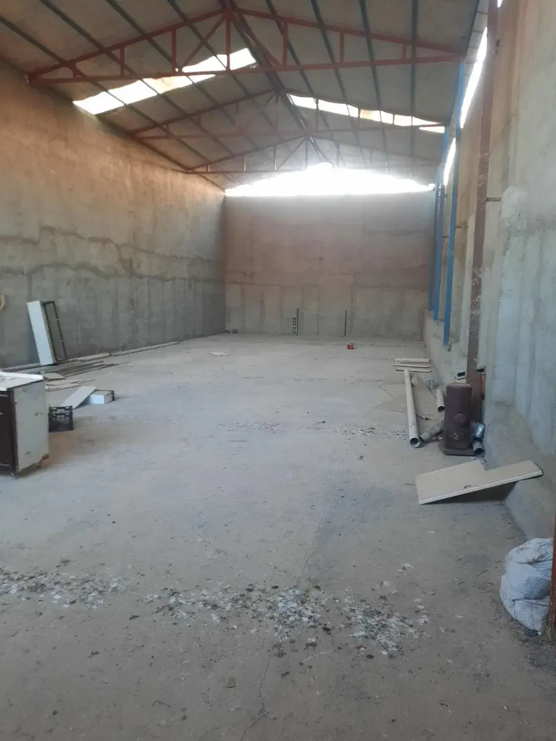 سوله ۲۵۰ متر روستایی جانقور باسمنج|اجارهٔ دفتر صنعتی، کشاورزی، تجاری|باسمنج, |دیوار