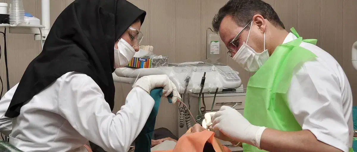 نیازمند منشی و دستیار دندننپزشک با سابقه|استخدام درمانی، زیبایی، بهداشتی|قم, بکایی|دیوار