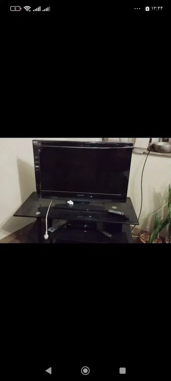 میز تلویزیون شیشه ای|میز تلویزیون|شیراز, شریف‌آباد|دیوار