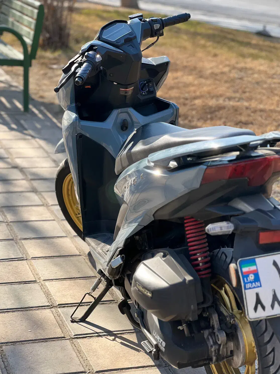 طرح کلیک ۱۴۰۱|موتورسیکلت|تهران, عباسی|دیوار