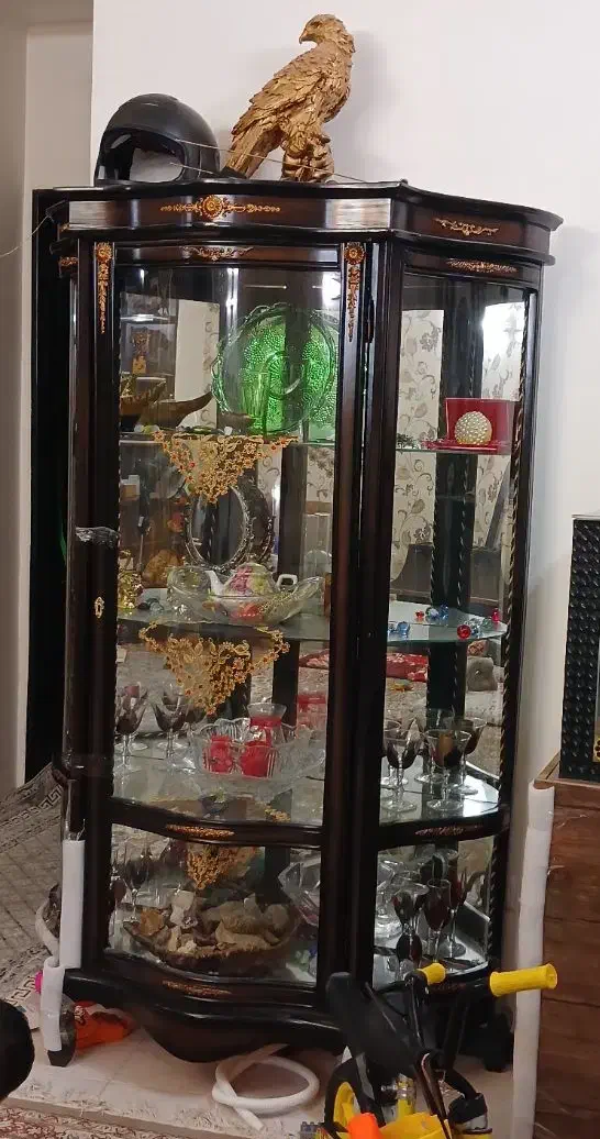 بوفه سالم دارای ۴ طبقه  در حد نو|بوفه، ویترین، کنسول|بجنورد, |دیوار