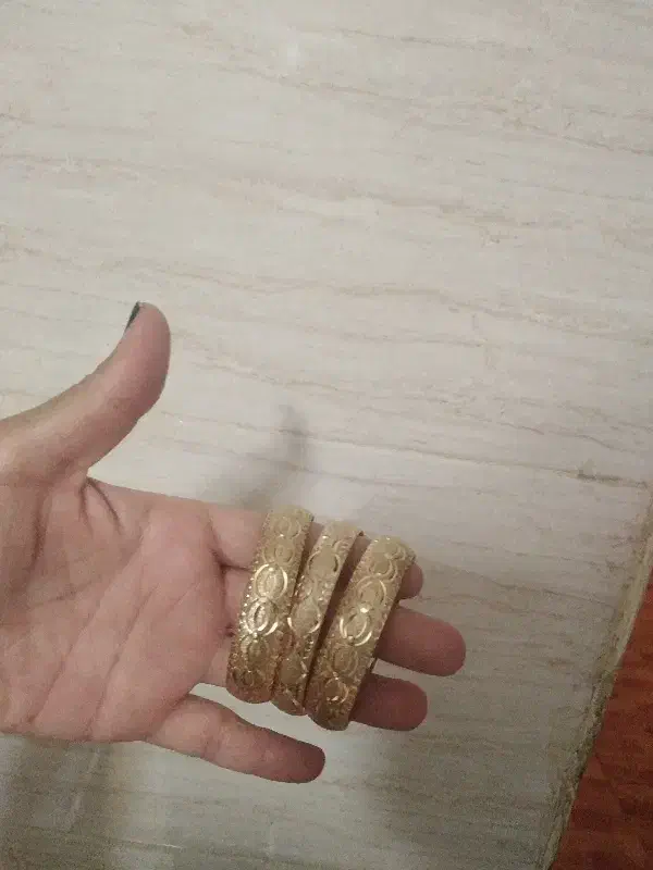 تک پوش رنگ ثابت زیبا در حد نو|بدلیجات|صدرا-فارس, فاز ۱|دیوار