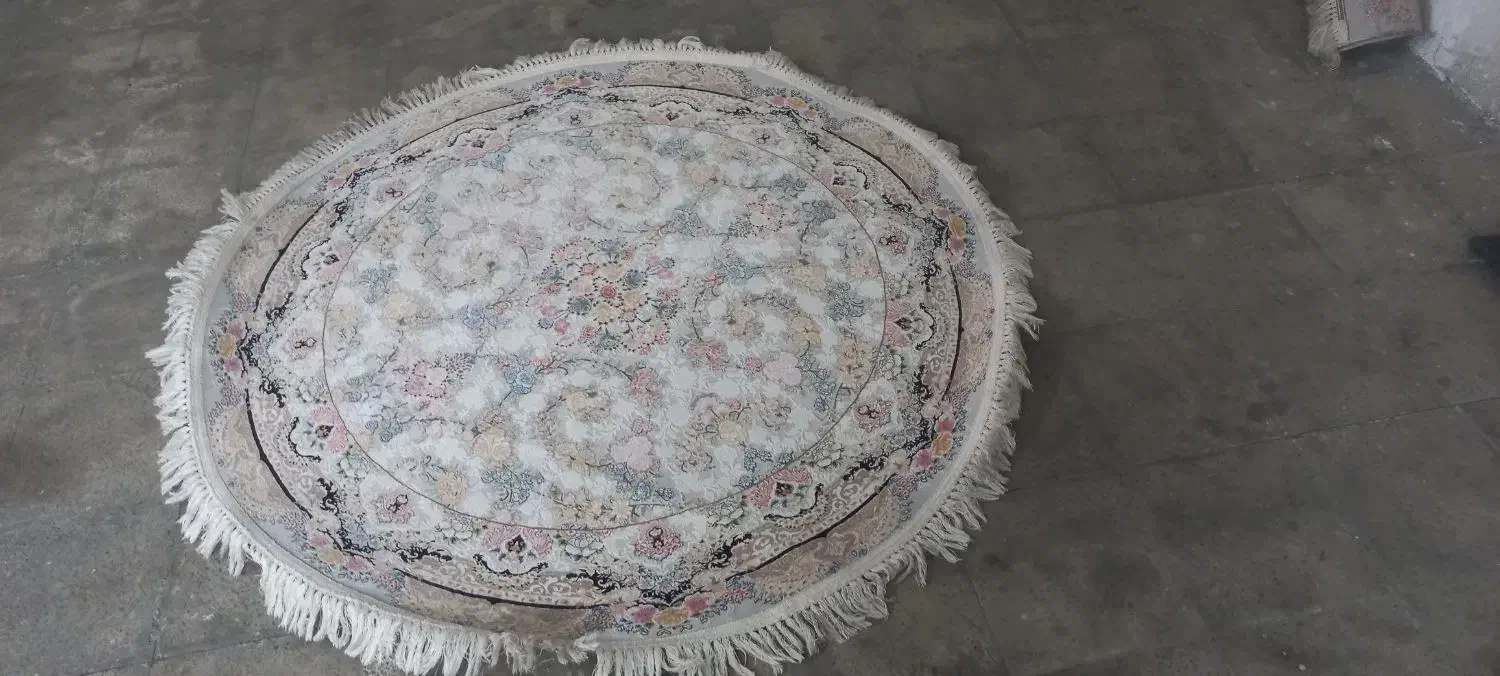 فرش ۳متری قیمت ۲۰۰۰۰۰۰تومن مقطوع|فرش|تهران, بهداشت|دیوار