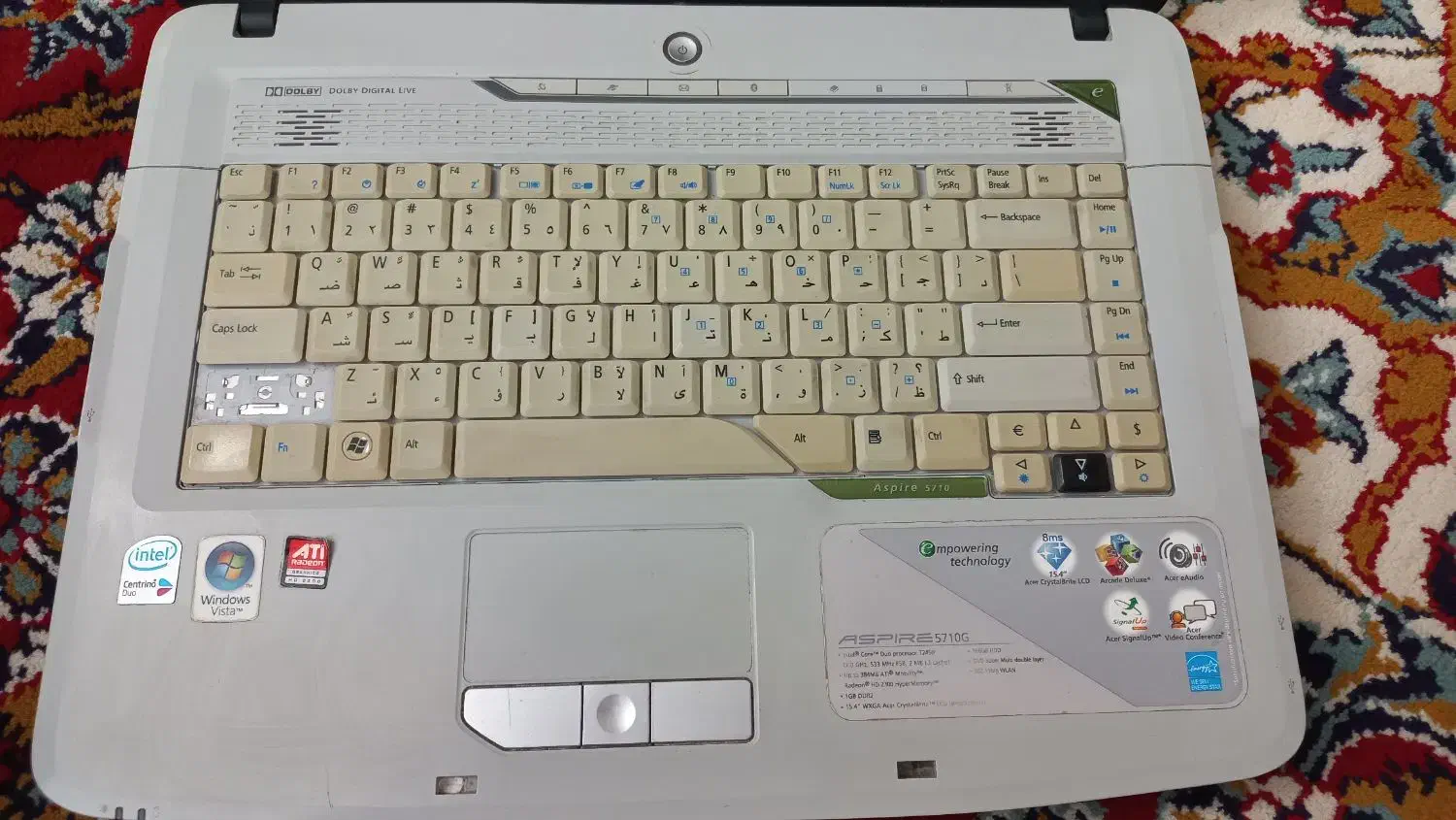 یک لپ تاب قدیمی اما باوفا|رایانه همراه|مشهد, کلاهدوز|دیوار